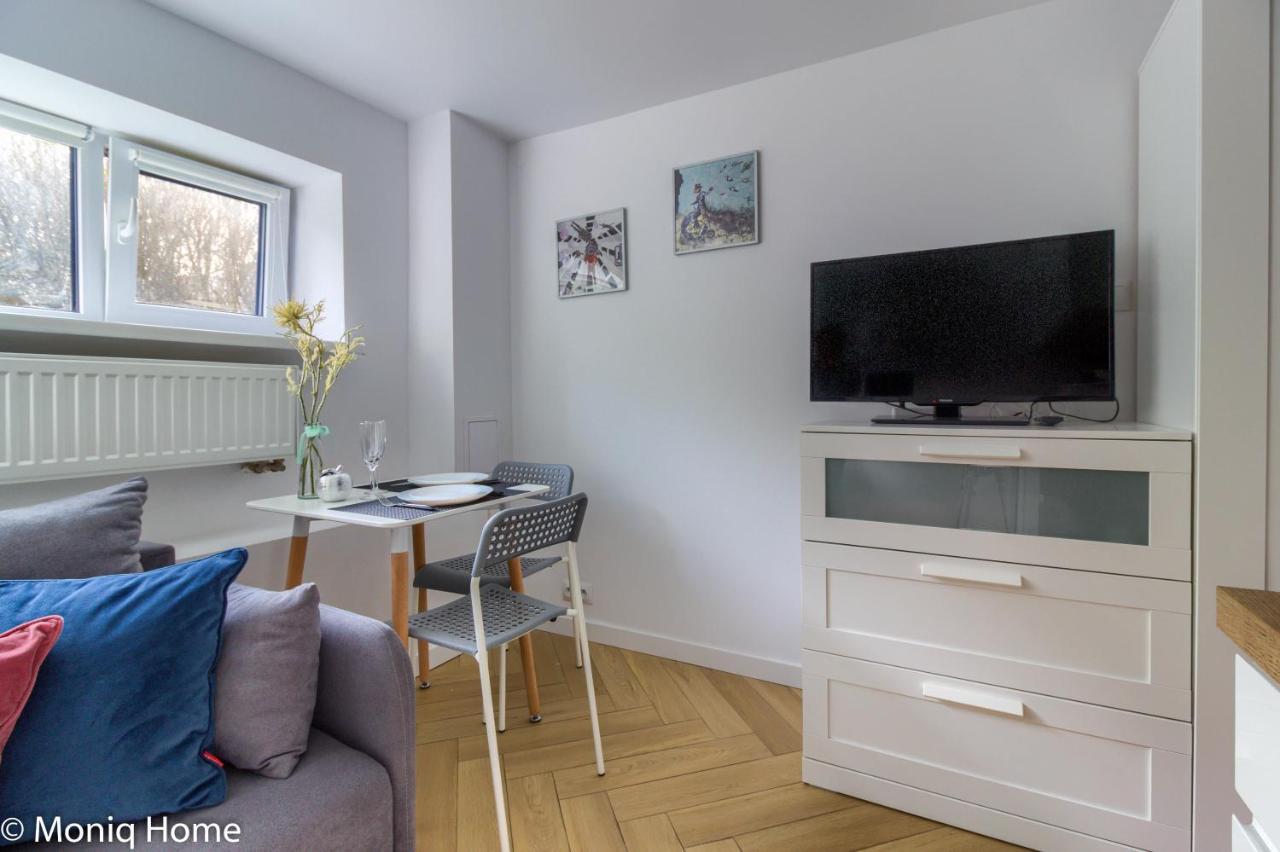 M&R Apartament Smart&Bright Batorego 16, Netflix, Free Wifi, Metro I Park Pole Mokotowskie, Stodola, Self Check-In, 5 Minut Od Centrum 바르샤바 외부 사진
